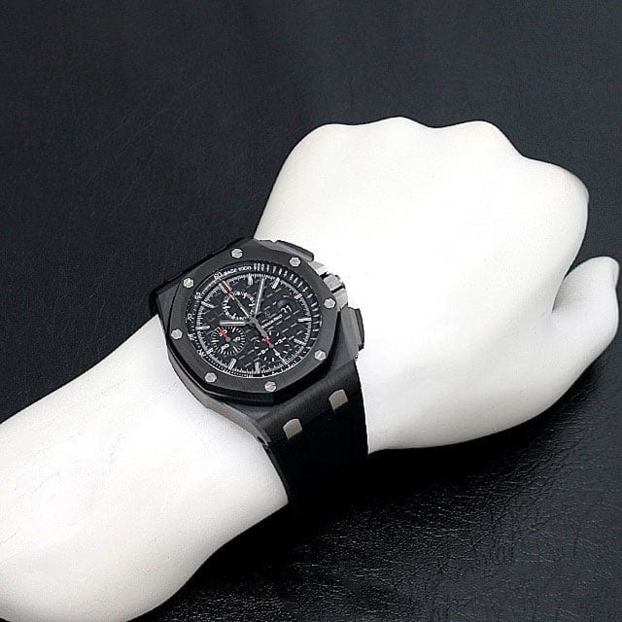  Audemars Royal Oak Offshore 26402CE.OO.A002CA.01 Replica 